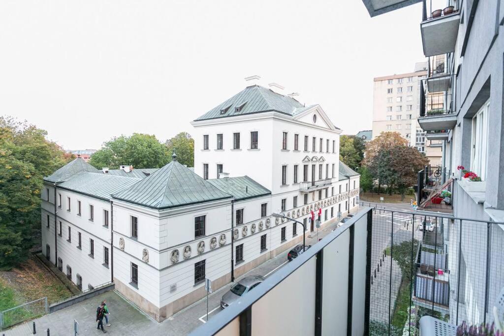 Piekne, Przestronne Mieszkanie Przy Placu Teatralnym. ワルシャワ エクステリア 写真